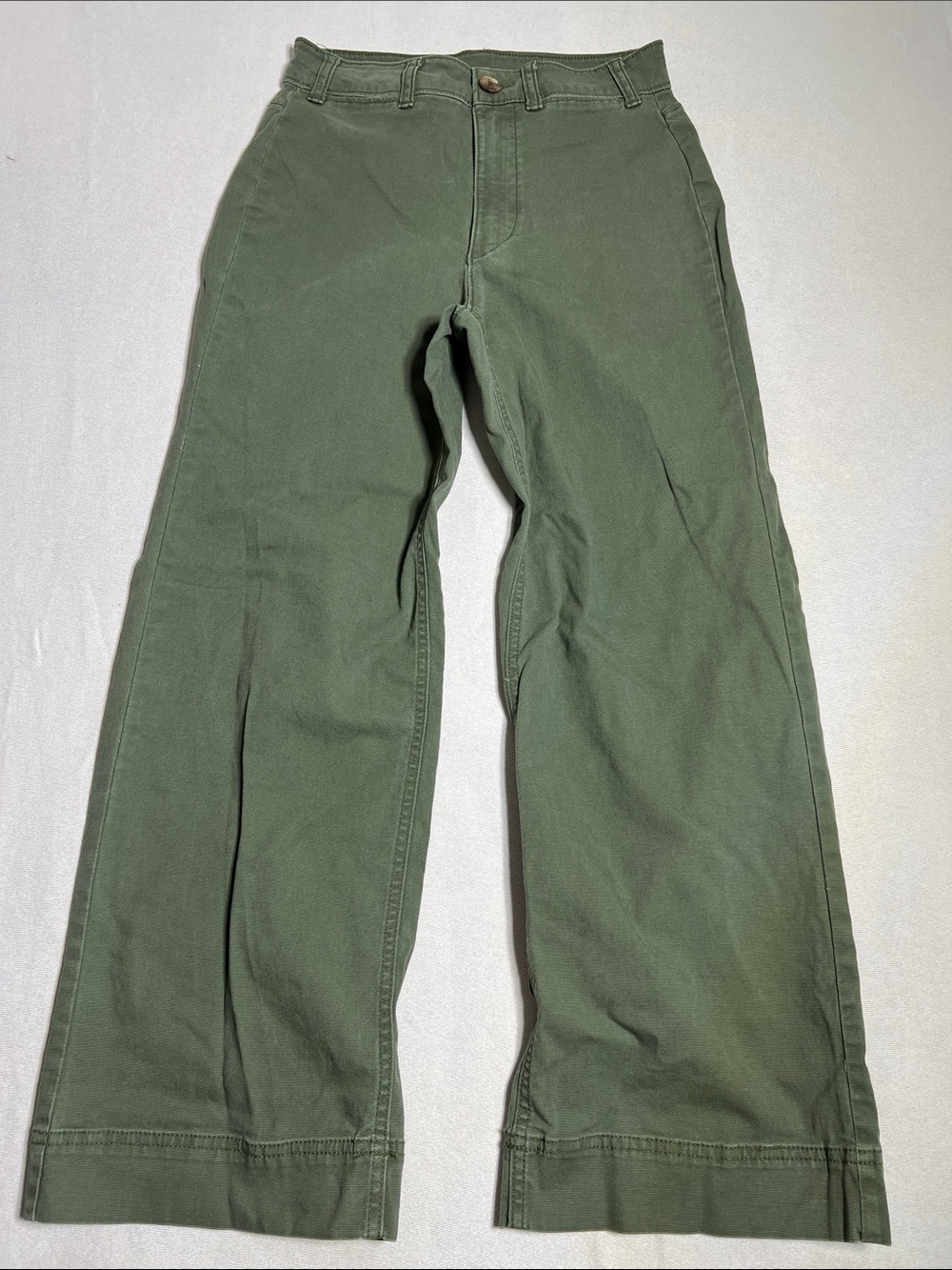 Women’s Olive Green Straight-Leg Pants